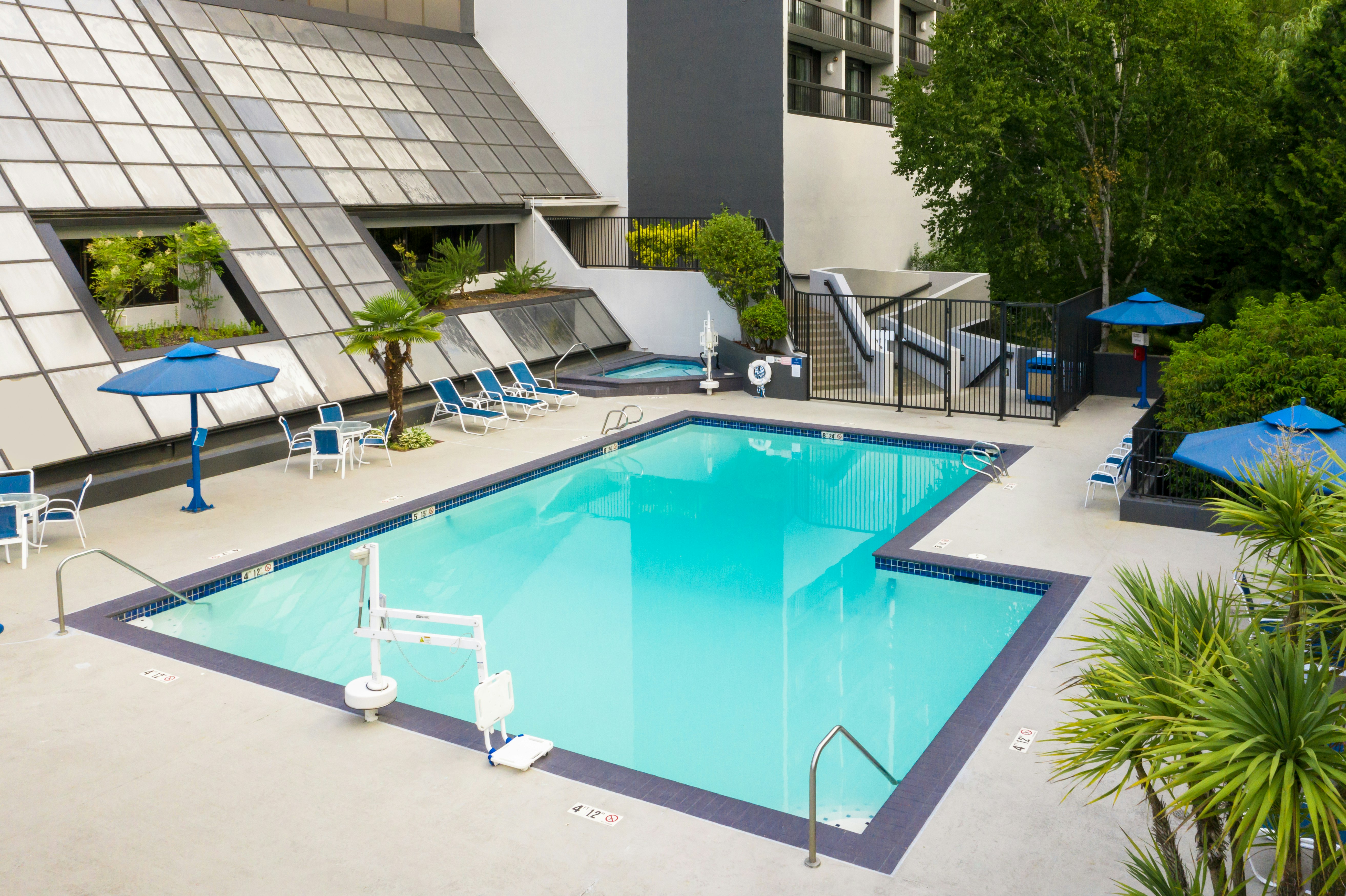 Hilton Bellevue 6/23