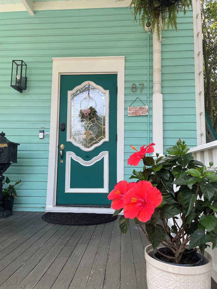 Peace and Plenty Inn B&B 10/71
