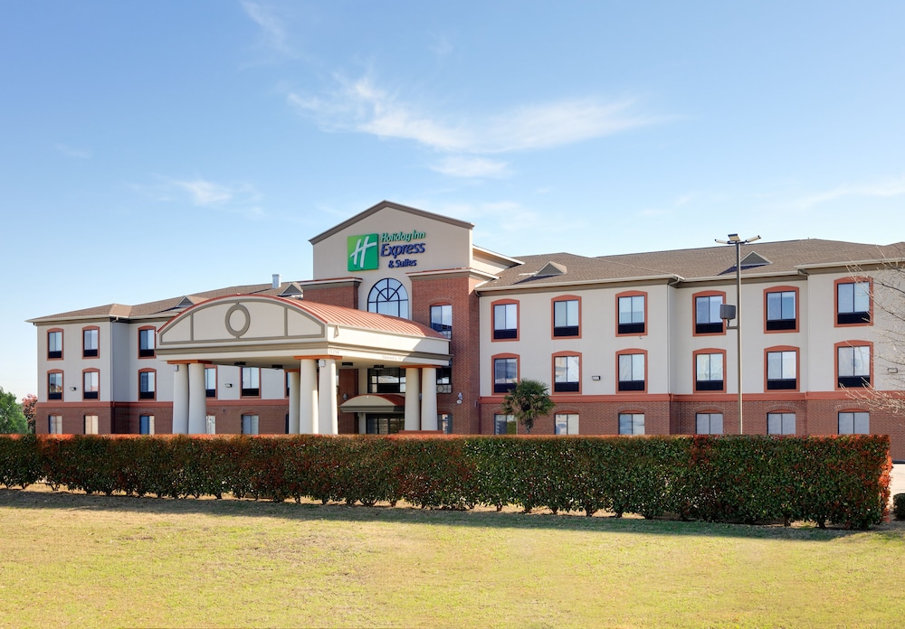Holiday Inn Express Hotel And Suites Burleson Ft Worth 1/65