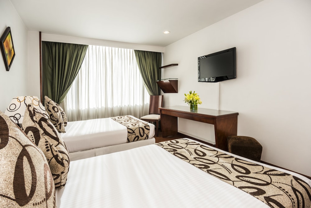 Hotel Platinum Suite 15/49