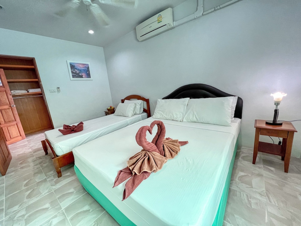 SR Sea View Apartments (ex NC Residence) 40/76