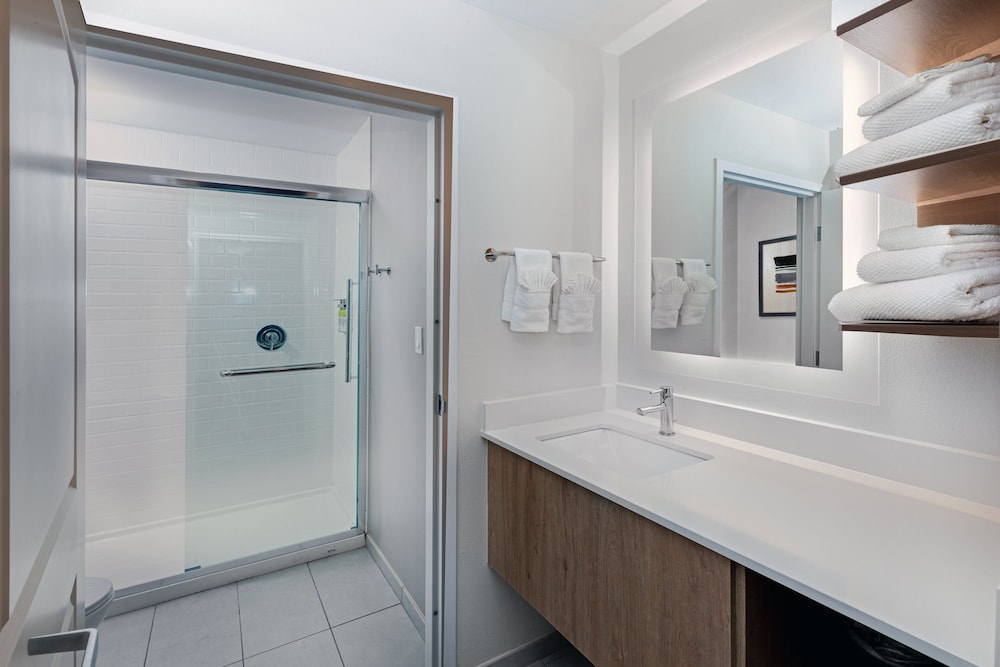 جناح استوديو بسريرين كوين بمطبخ، Staybridge Suites Portland 5/6
