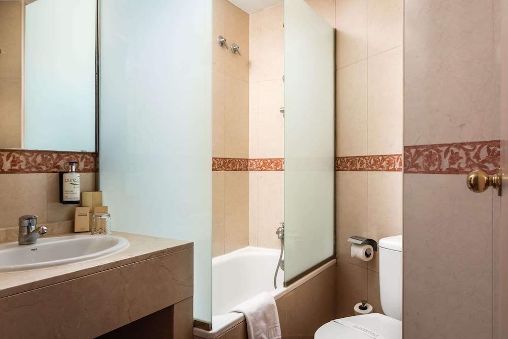 Sunotel Junior Hotel 49/50