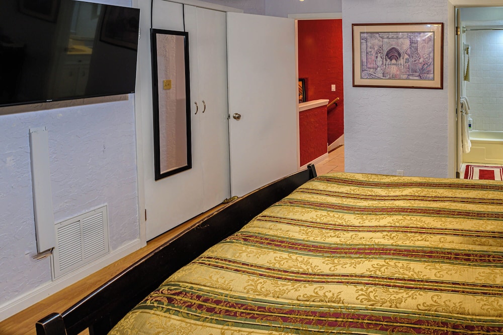Cypress Fairway Village 21/50