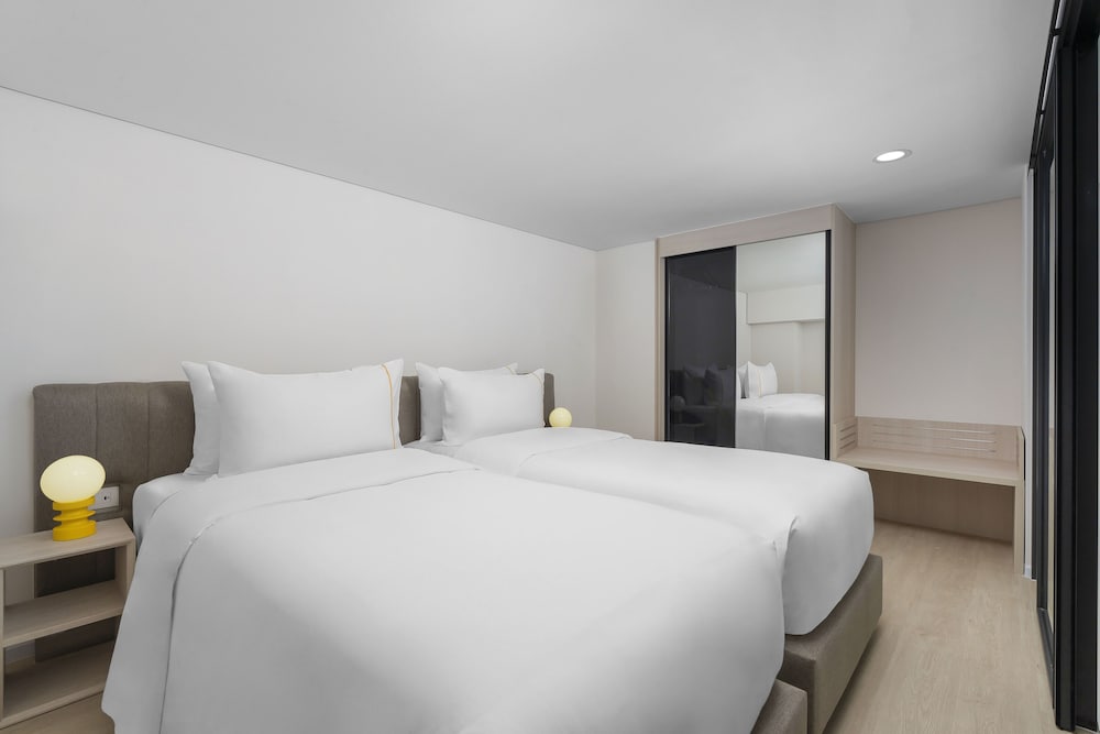 Executive Studio Duplex Twin