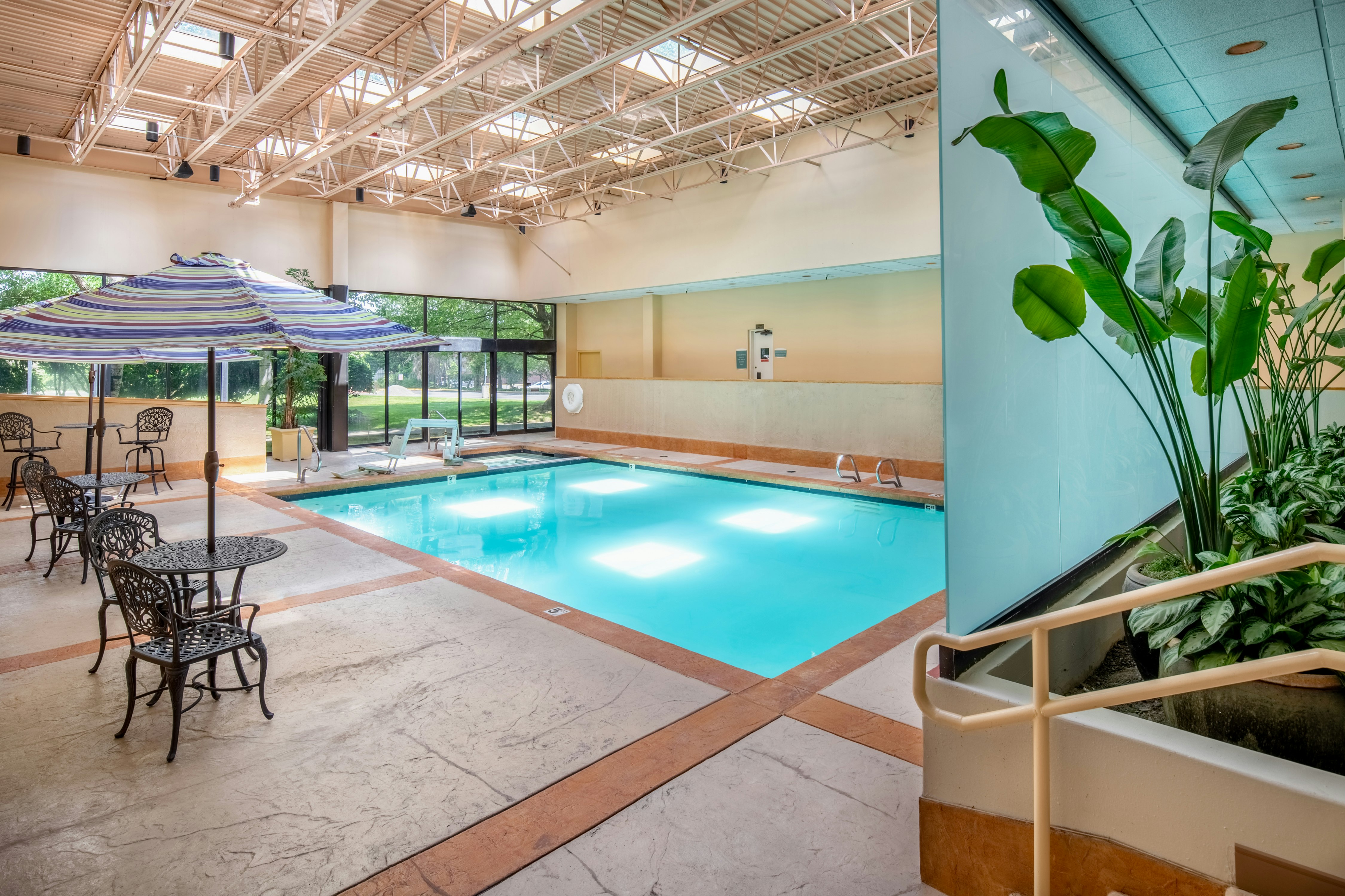 Doubletree Suites By Hilton Seattle Airport Southcenter 16/52