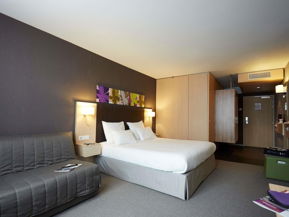 Mercure Valenciennes Centre 28/75
