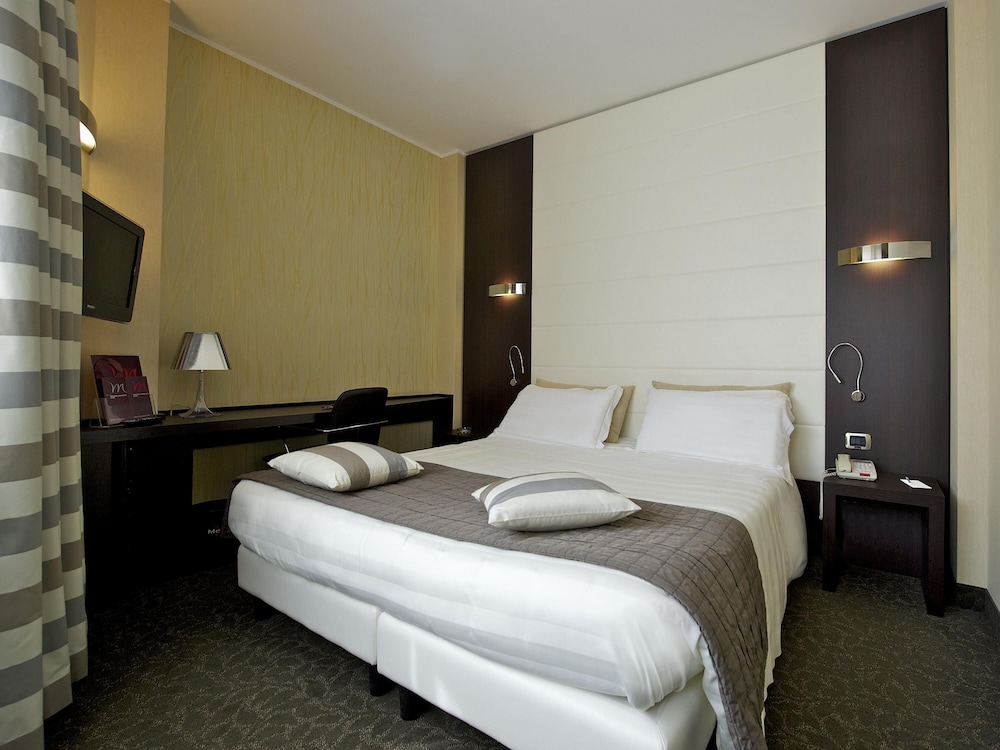 SUPERIOR, DOUBLE BED
