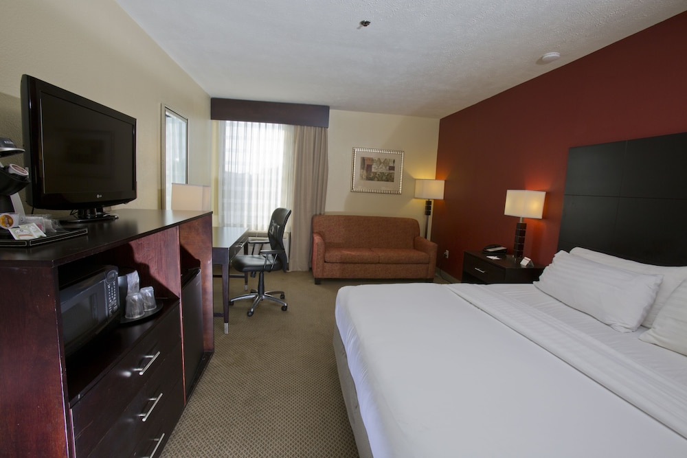 Holiday Inn Express New Albany 12/59