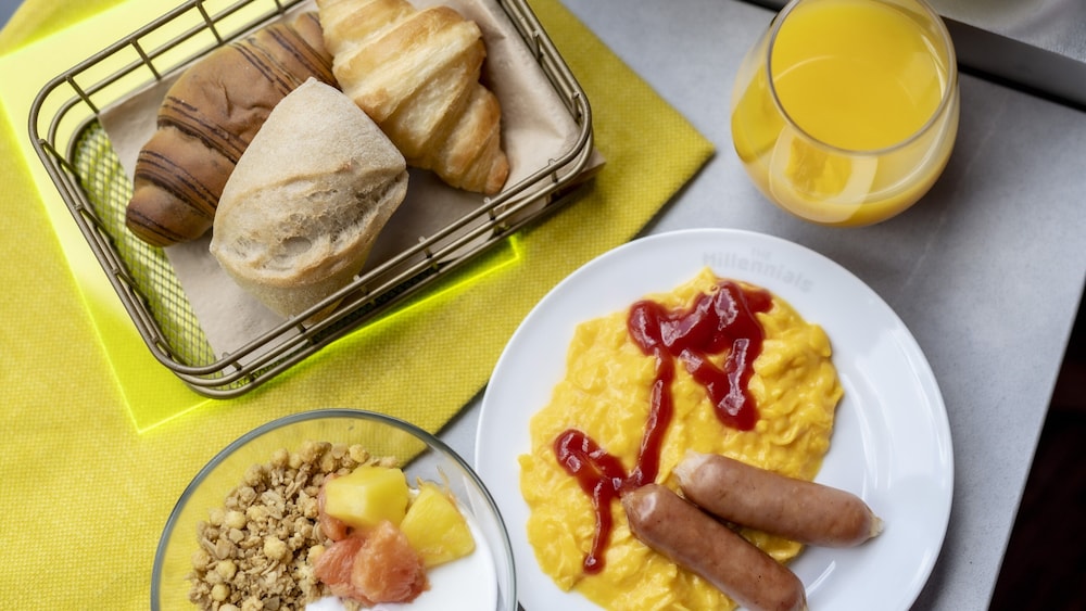 The Millennials Shibuya 34/66