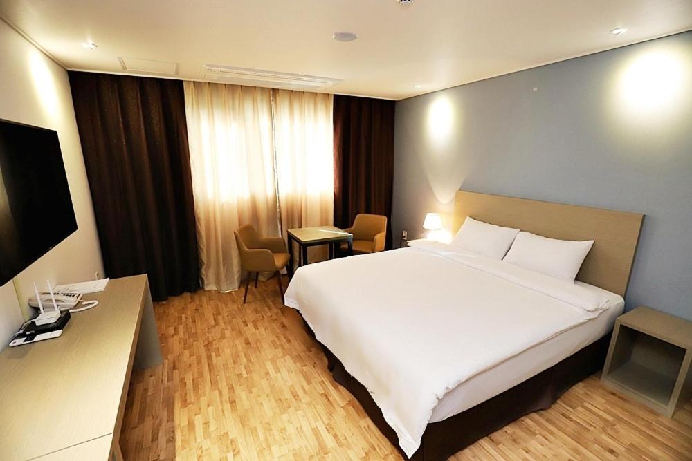Deluxe, Double Bed, Sea View