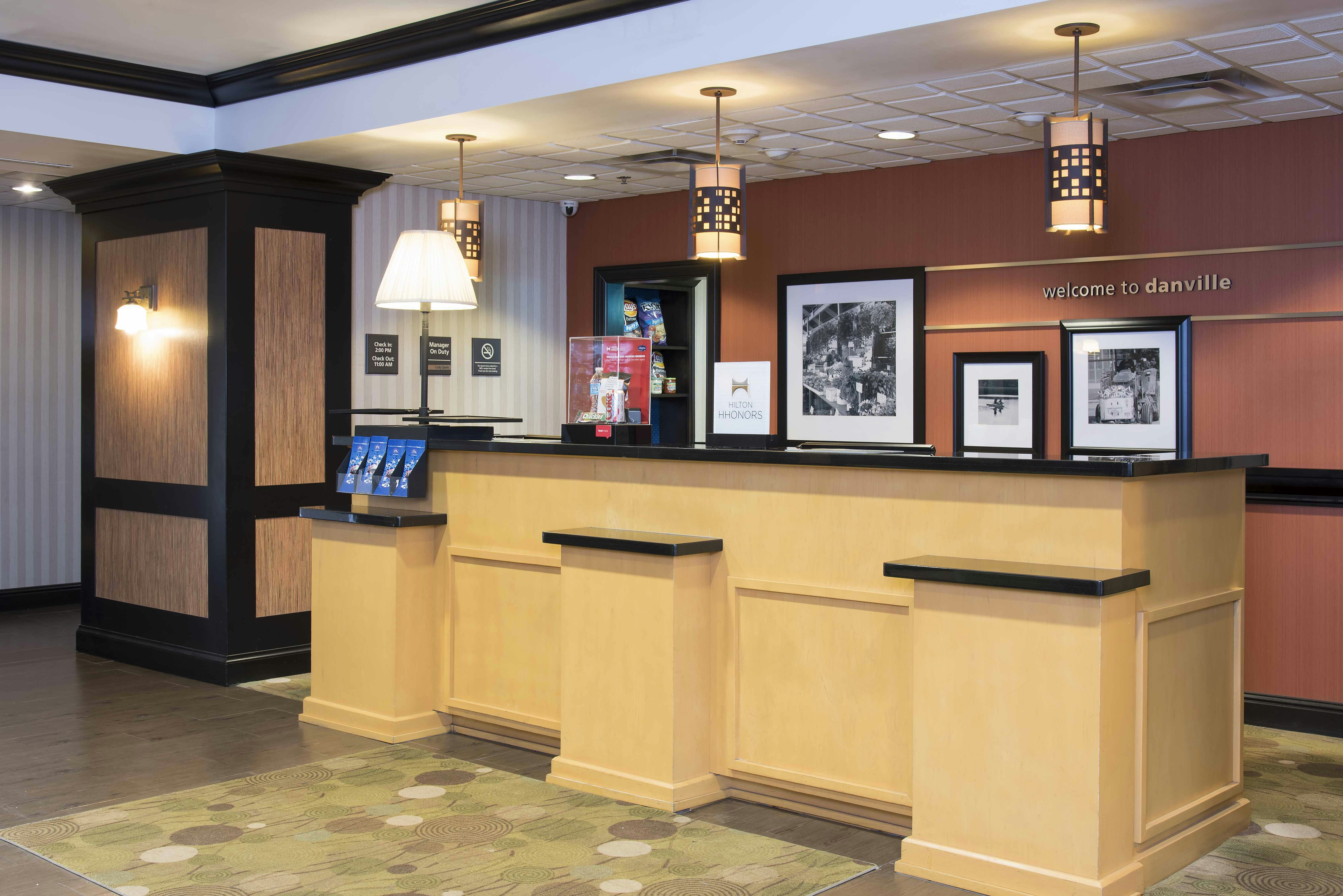 Lobby at Hampton Inn & Suites Danville, DANVILLE - IL