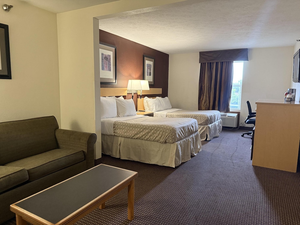 SureStay by Best Western Obetz Rickenbacker Airport 17/45