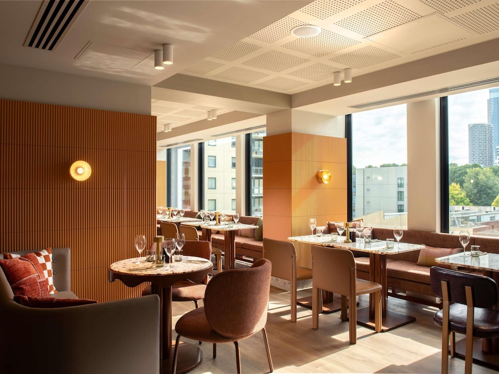 Mercure Melbourne La Trobe Street 39/51