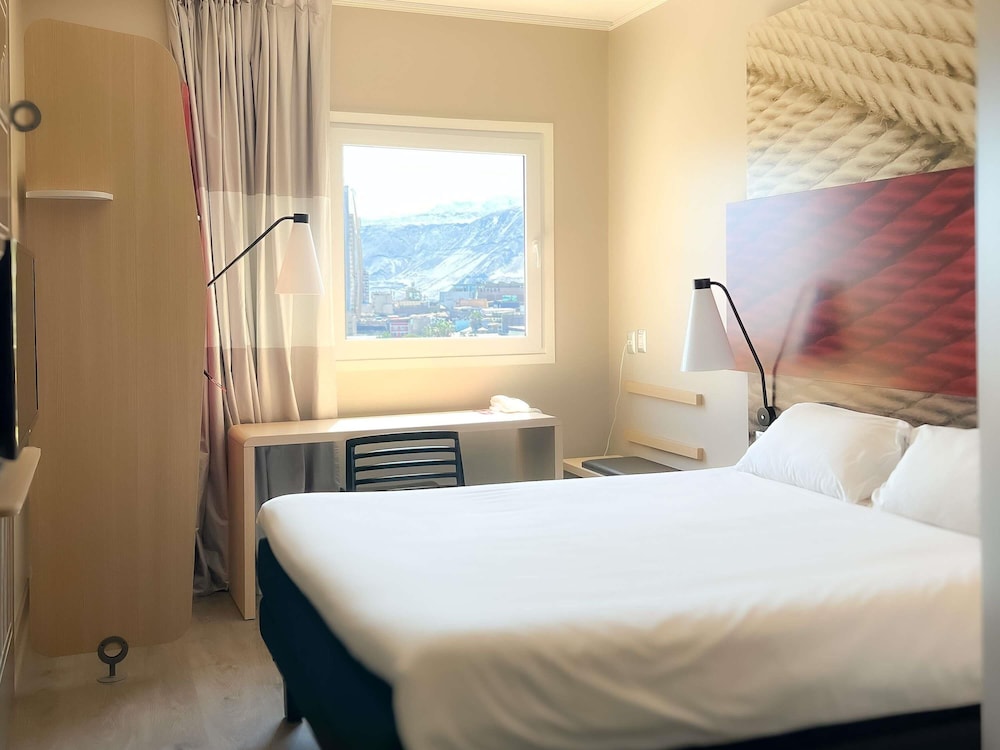 Ibis Iquique 9/45