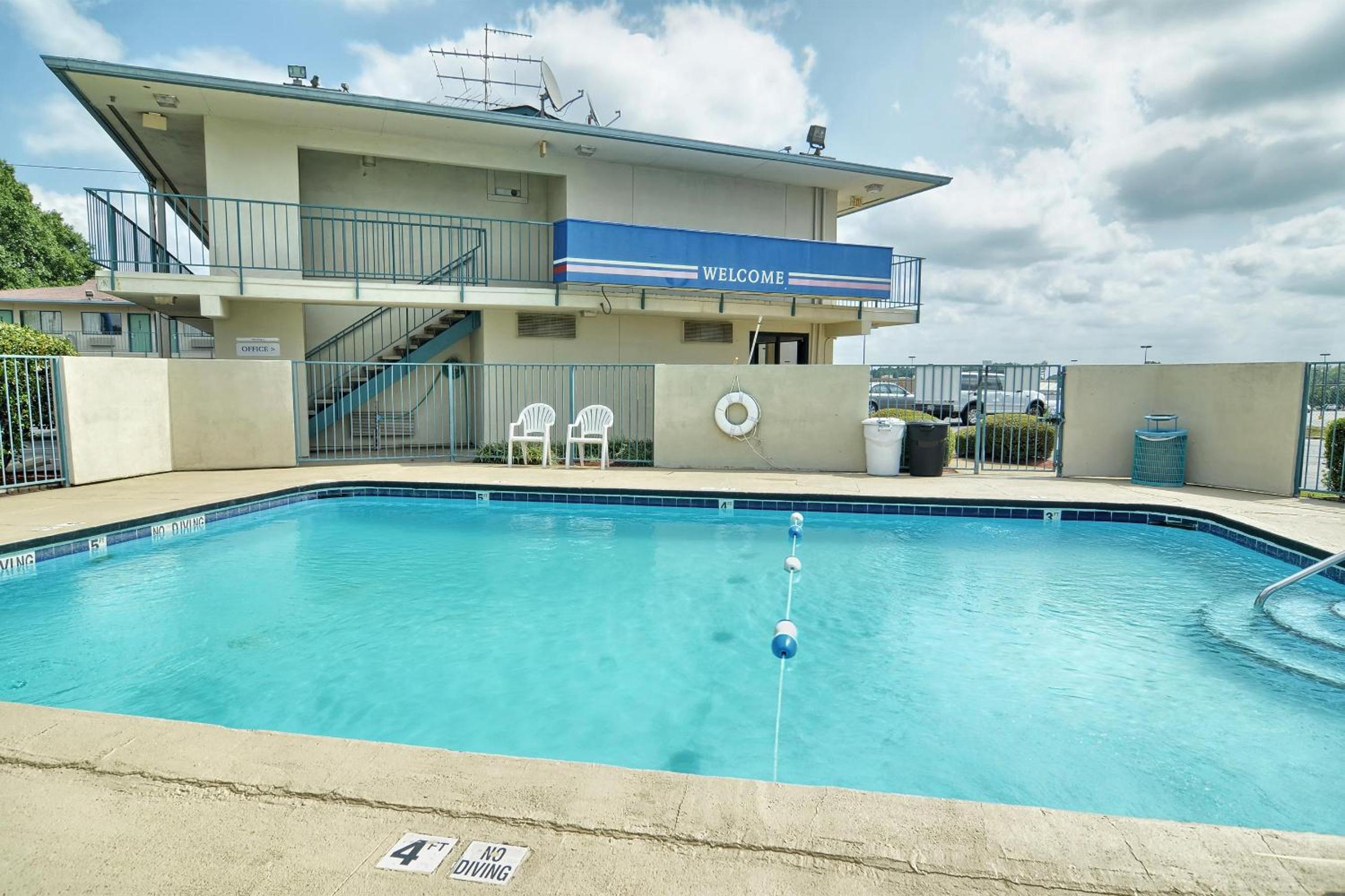 Motel 6 Conway 6/30