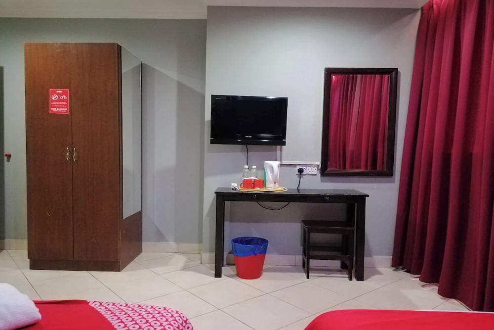 PUTERI AMPANG HOTEL 35/48