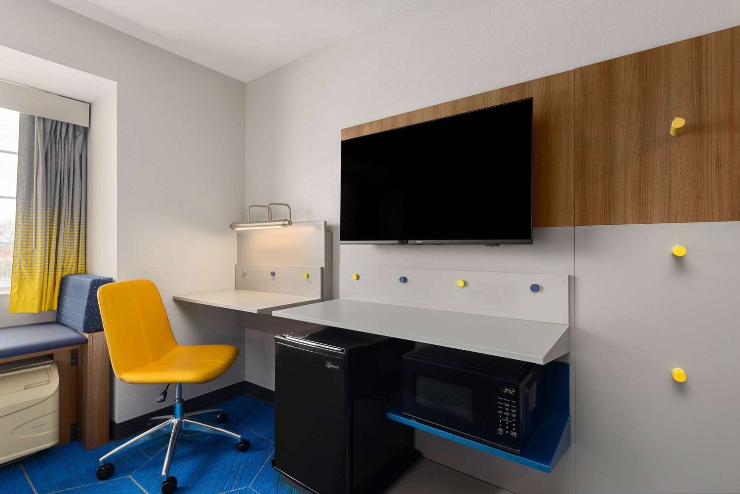 Microtel Inn & Suites by Wyndham Independence 23/29