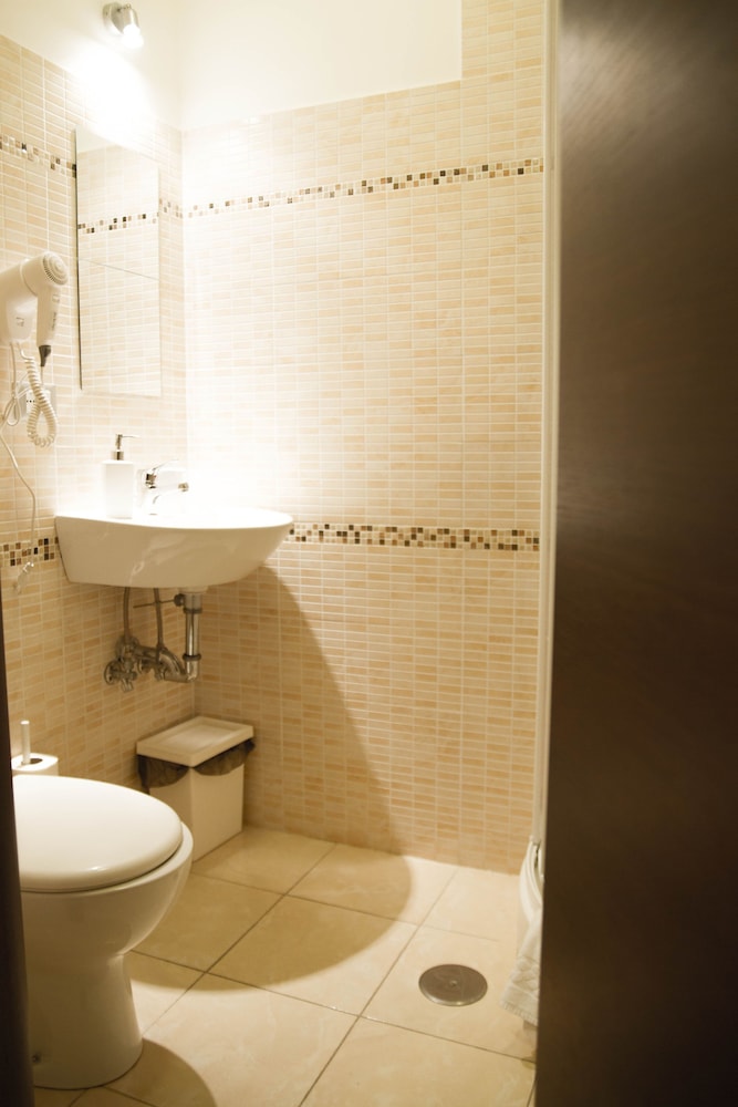 Mosaic Guest House 50/53