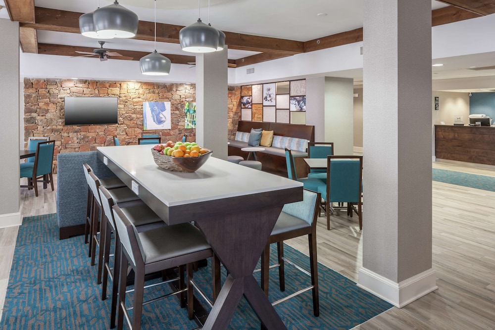 Hampton Inn Austin NW near The Domain (Ex Hampton Inn Austin Arboretum Northwest) 40/55