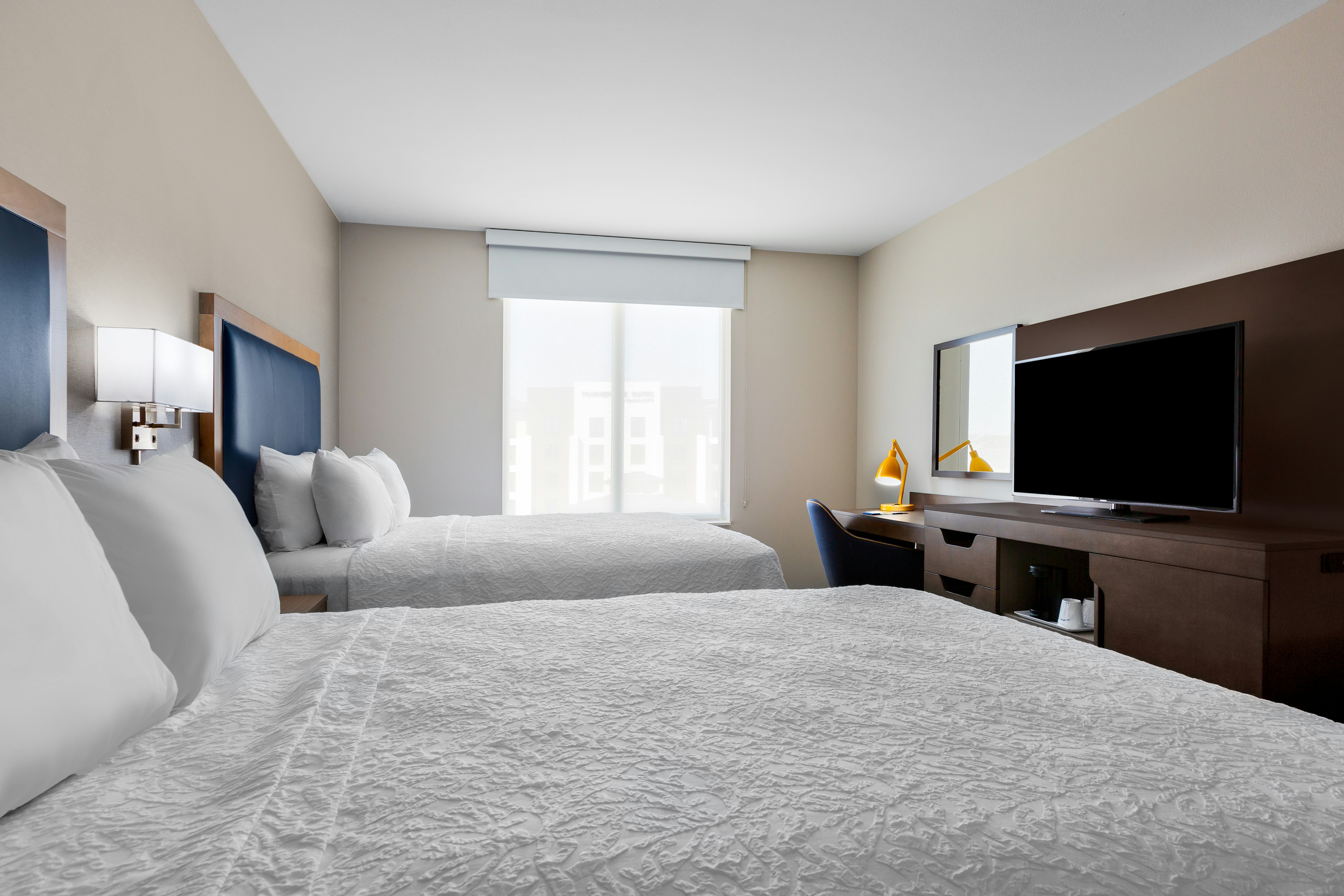 غرفة بسريرين كوين، Hampton Inn and Suites San Diego Airport Liberty Station 2/3
