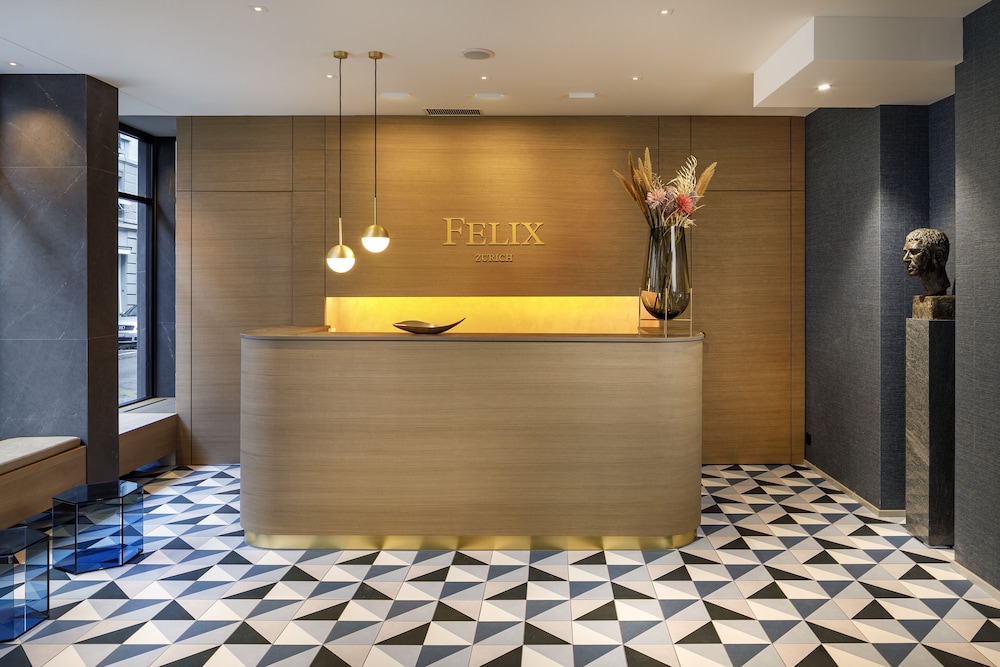 Hotel Felix 3/30