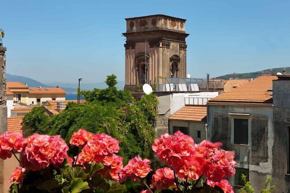 Hotel Astoria Sorrento 38/39