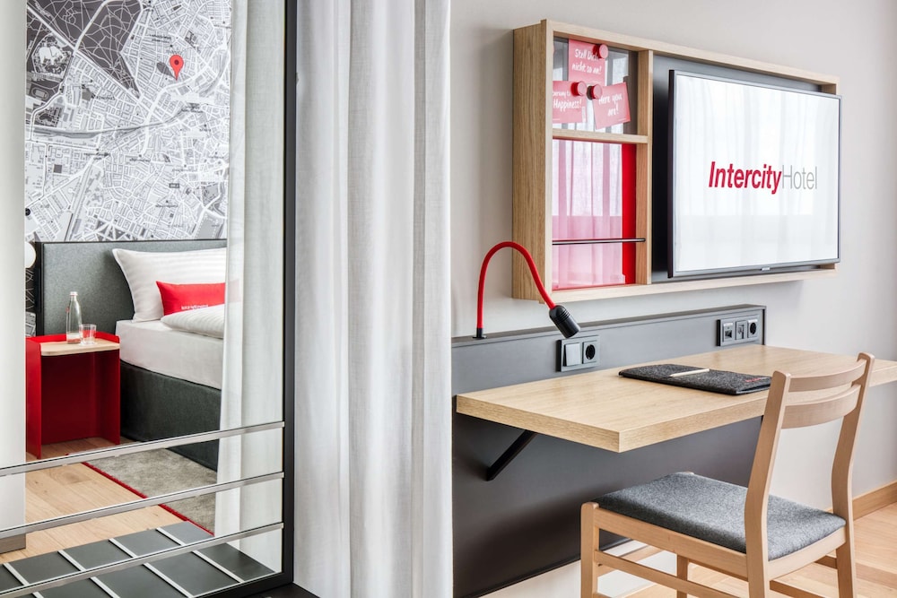 Intercityhotel Hannover Hauptbahnhof Ost. 42/44