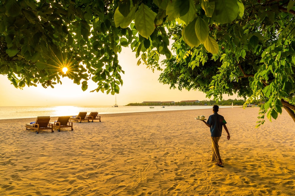 Sunrise Pasirkudah 35/50