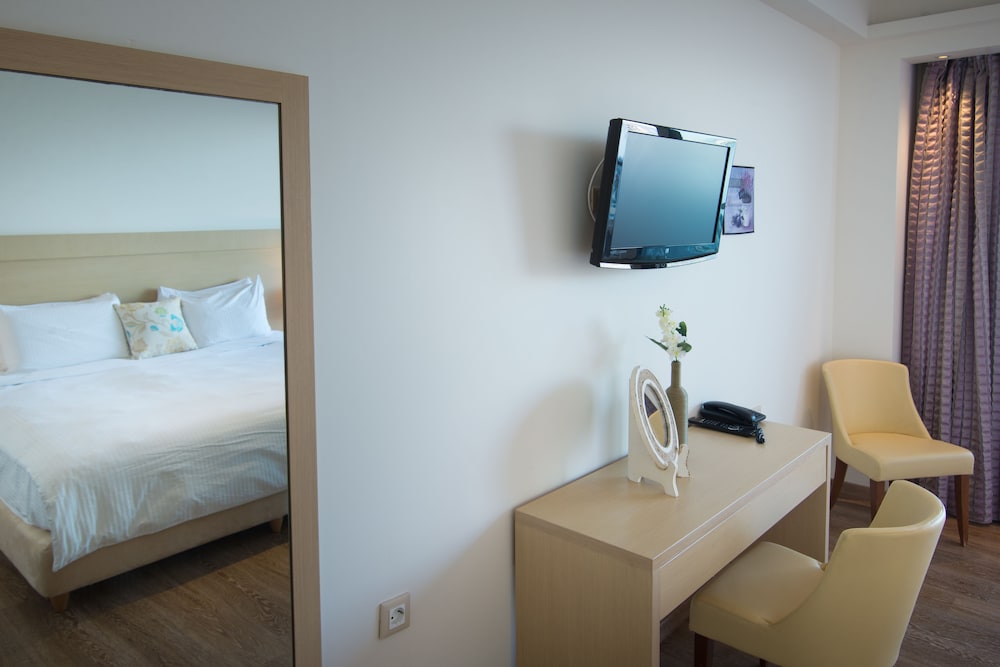 Belvedere Hotel 20/70