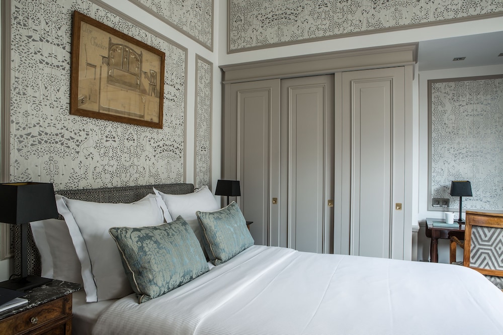 Hotel Mansart 30/63