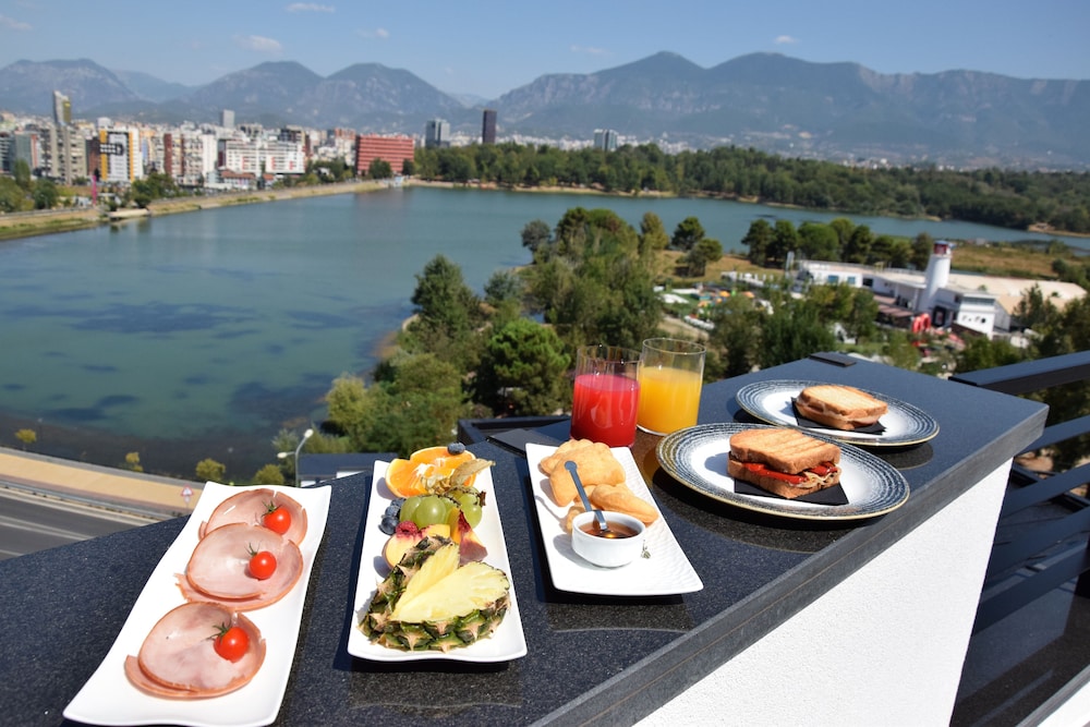 Unik Hotel 40/50