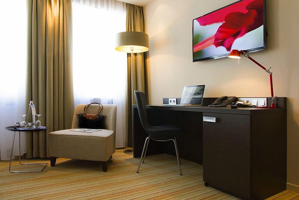 Marc Munchen - Adults Only 21/35