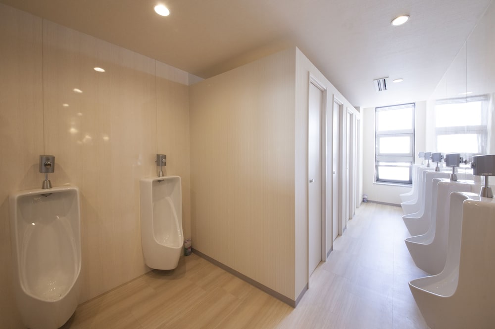 Ueno Station Hostel Oriental 1 50/50
