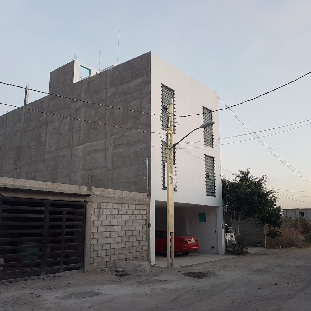 La Siesta Del Patron 16/24