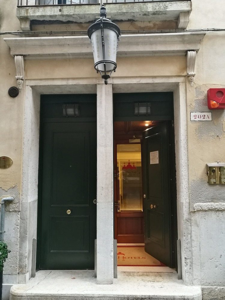 Torre dell Orologio Suites 3/60