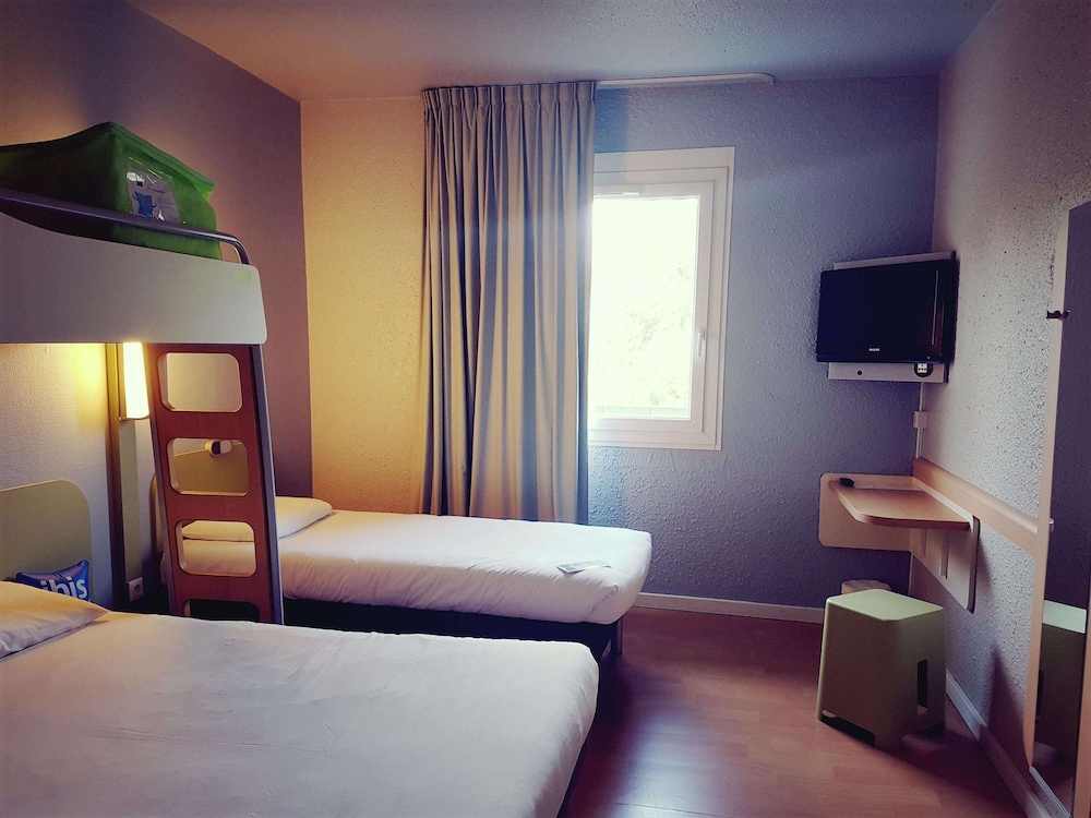 IBIS BUDGET ARLES PALAIS DES CONGRES 14/47