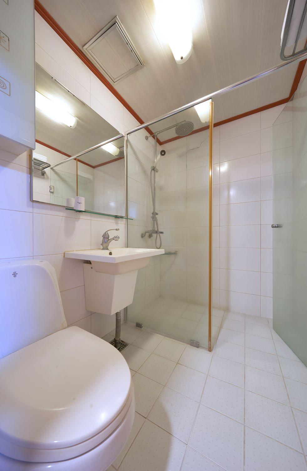 Jeju Golf Hotel 50/50