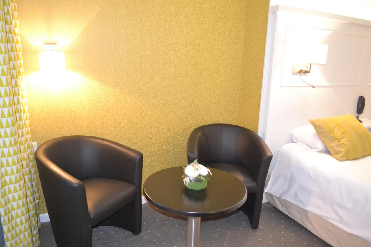 HOTEL LES HAUTS DE MONTREUIL LE PATIO 25/37