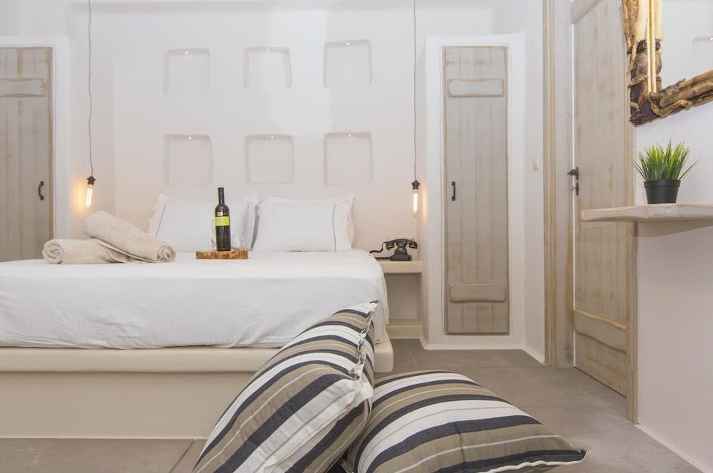 Ampelos Suites 18/30