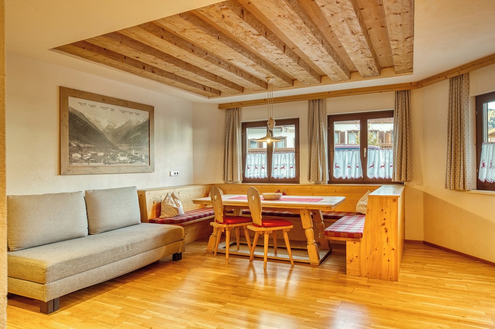 Alpenhotel Stolz 29/50