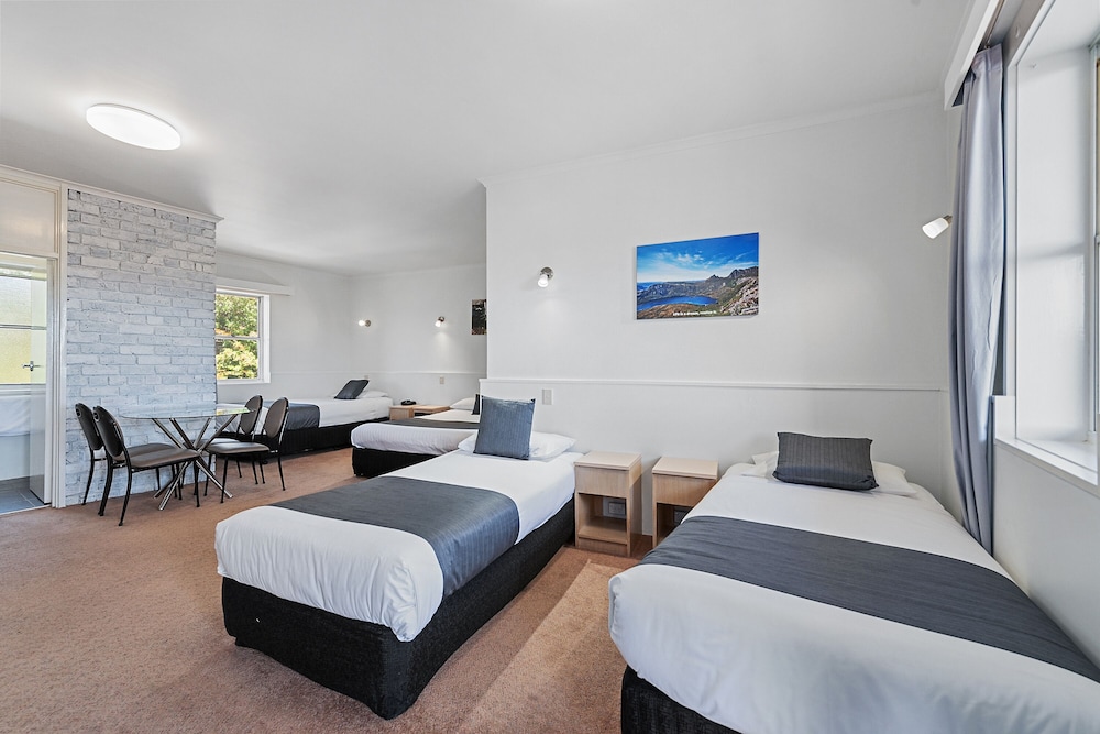 Coach House Launceston 12/52