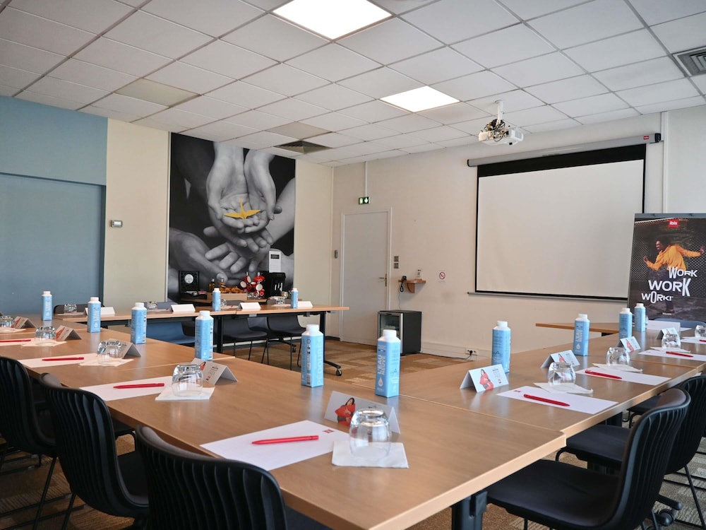 Ibis Laval Le Relais D'armor 40/50