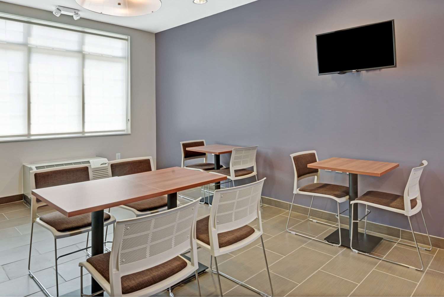 Microtel Inn and Suites By Wyndham Philadelphia Airport Ridley 9/13