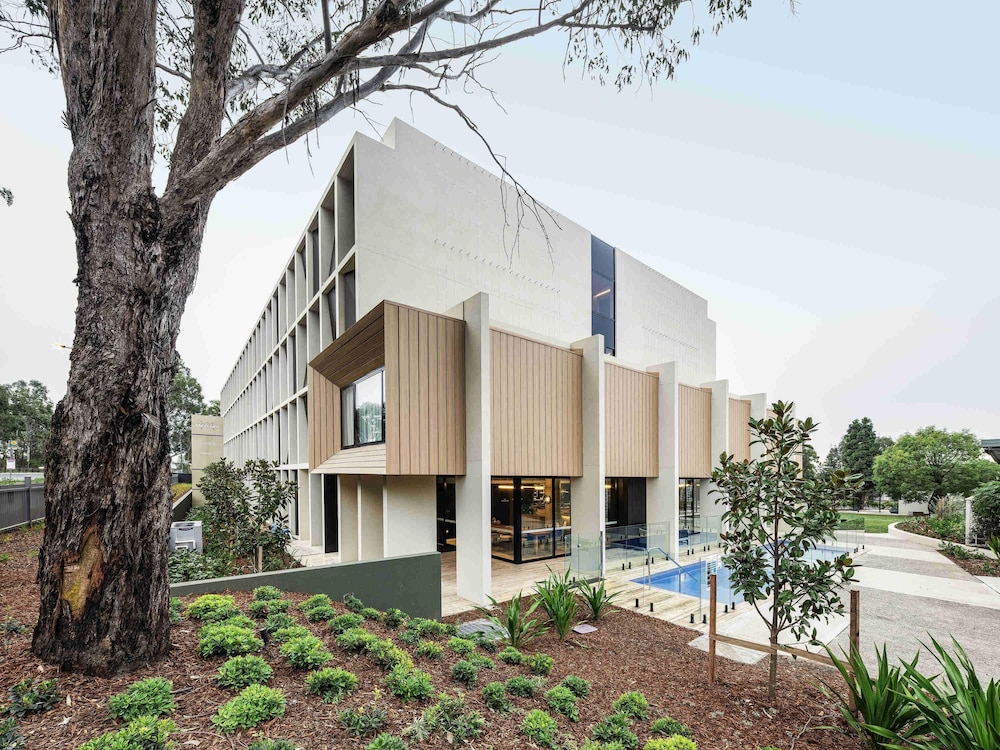 Mercure Sydney Rouse Hill 2/67