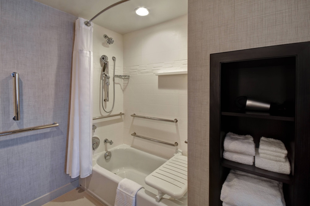Residence Inn by Marriott Middletown Goshen 8/54