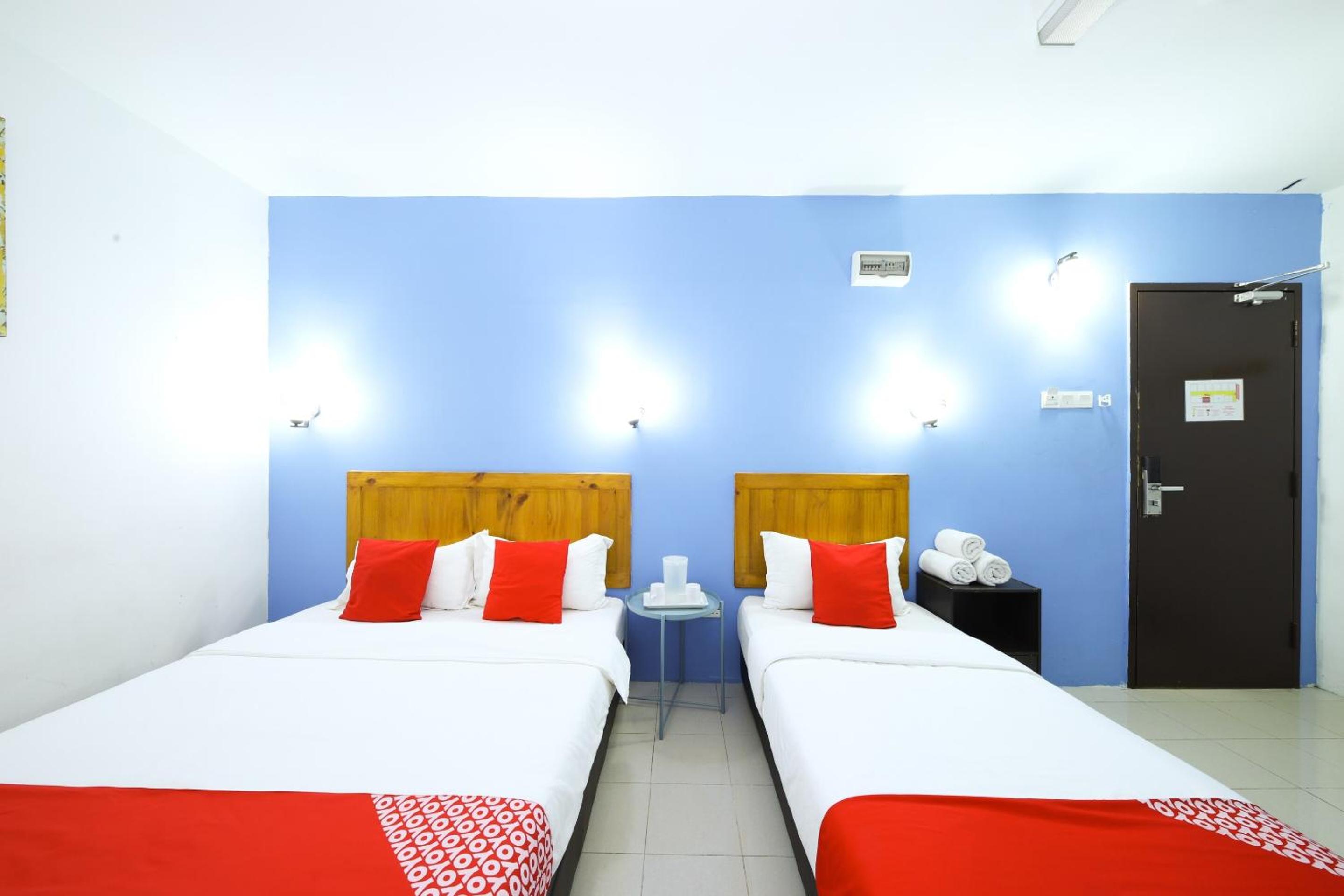 جناح سوبيريور، OYO 502 Midah Inn Puchong 4/5