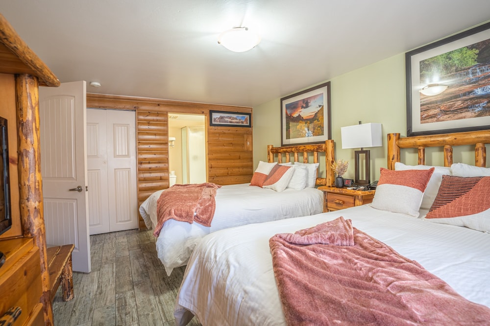 Zion Pioneer Lodge 14/66
