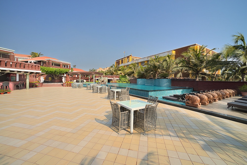 Mayfair Heritage, Puri 30/37