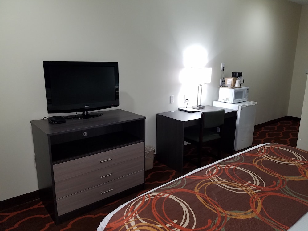 Baymont by Wyndham Grovetown Augusta 37/44
